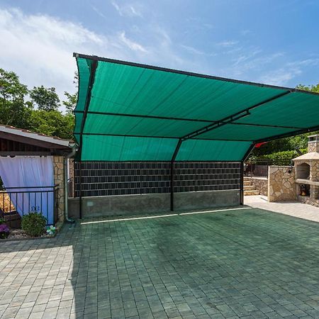 Apartment With A Private Swimming Pool, Garden & Bbq Gostinjac Kültér fotó